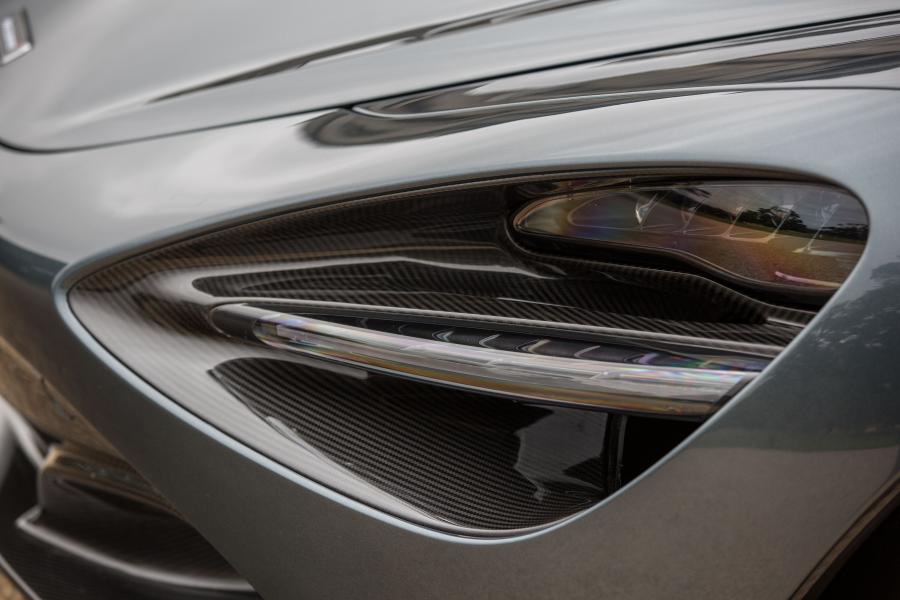Детали экстерьера McLaren 720S Coupe 2017 года  (UK) (фото 30 из 45)